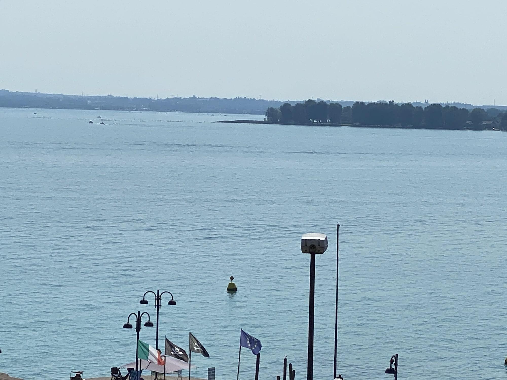 Hotel Villa Rosa Sirmione Exterior photo